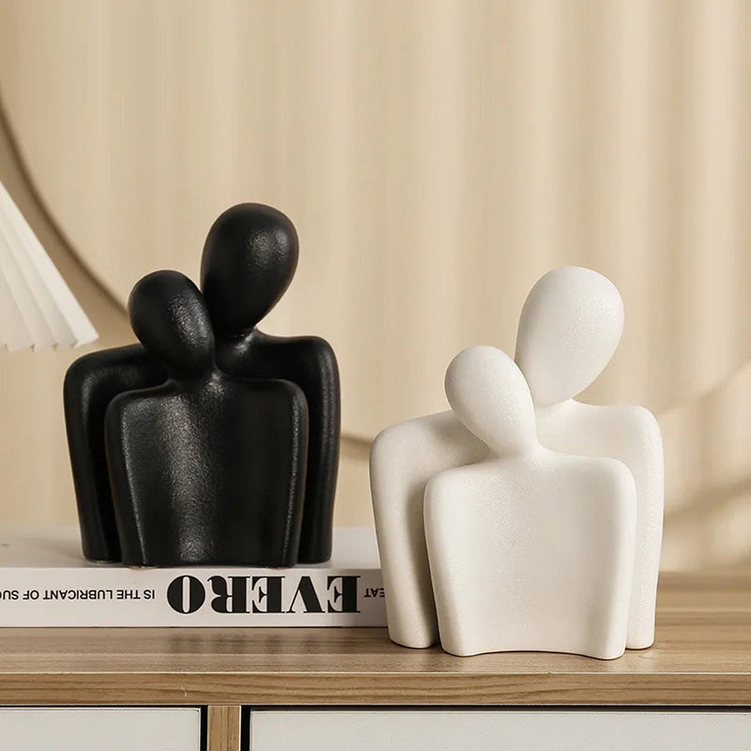 The Hug That Stays — Ceramic Love Sculpture for Home & Gifting