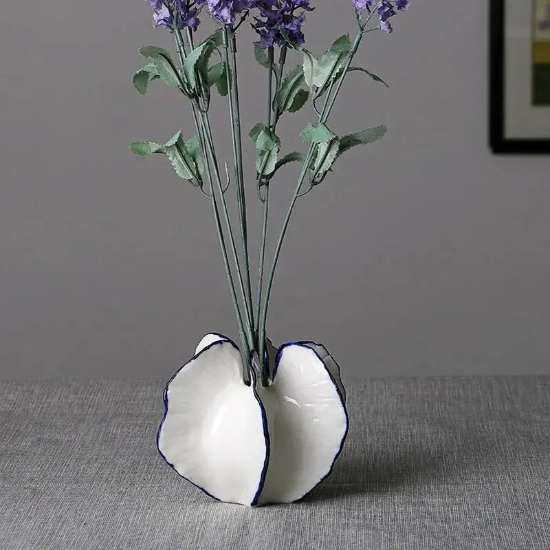 The Statement Vase — Modern Ceramic Vase for Flowers, Stems & Home Styling