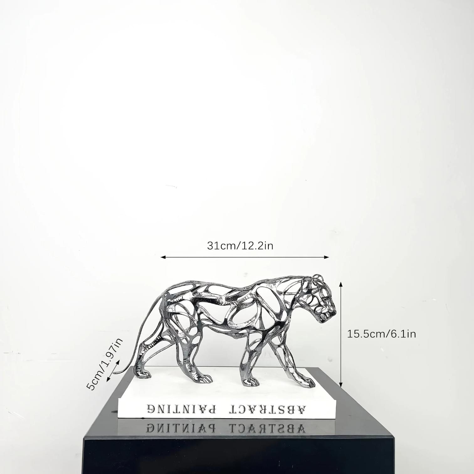 Nordic Metal Leopard Sculpture — Living Room Desktop Home Décor