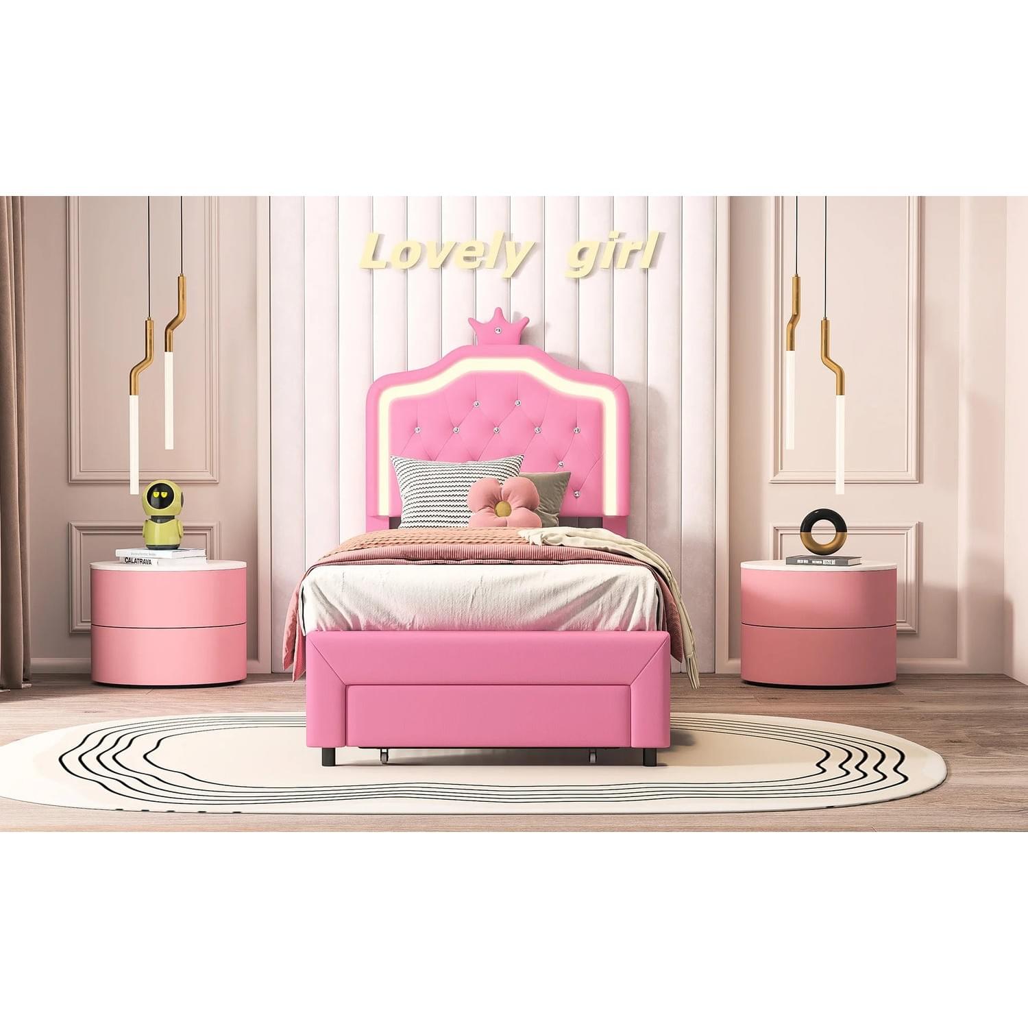 Her Room, Her World — Girls&