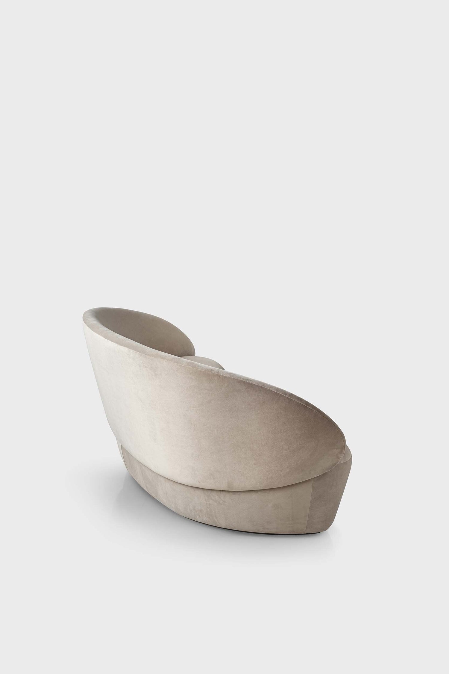 Na�ve Sofa