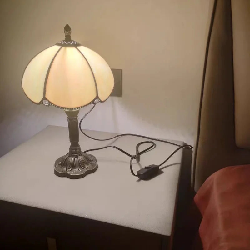 Old World Glow — European Retro Art Glass LED Desk Lamp