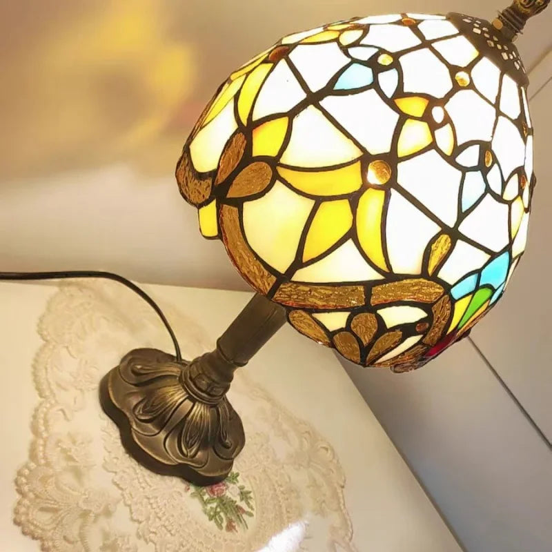 Old World Glow — European Retro Art Glass LED Desk Lamp