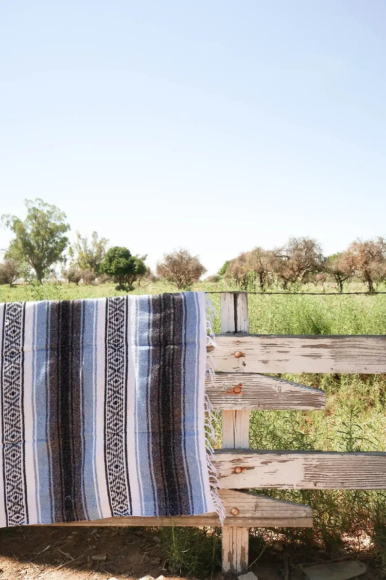 Mexican Handwoven Throw Blanket — Striped Tassel, 130×170cm