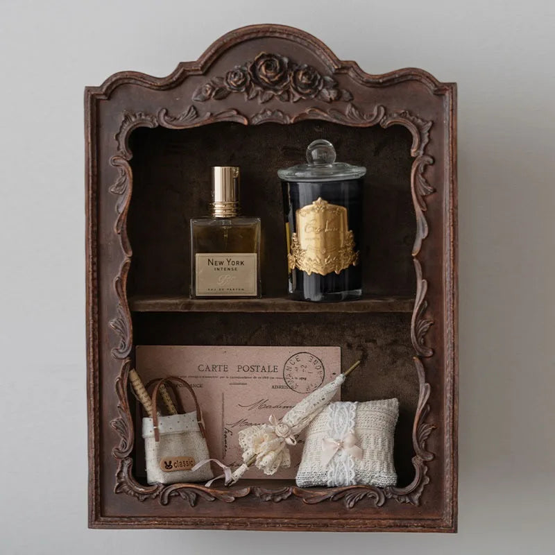 Nordic Resin Display Shelf — Two-Layer Carved Decorative Stand