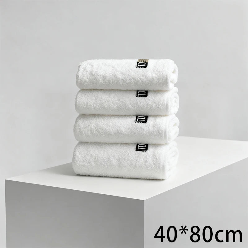 Everyday Luxury — Ultra-Absorbent Bath Towel That Won’t Shed or Fade