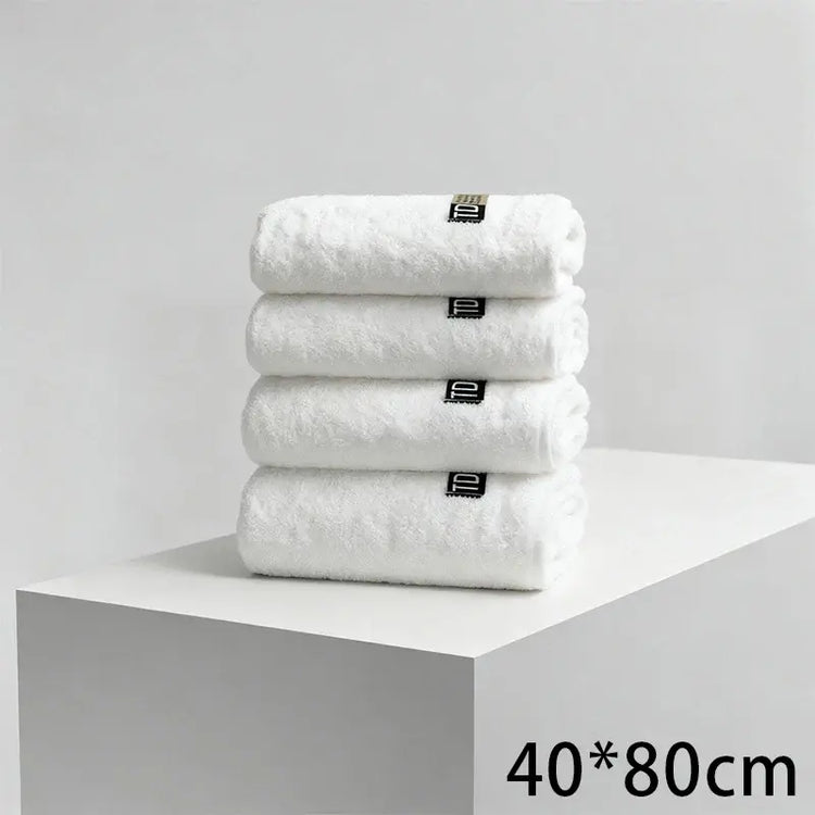 Everyday Luxury — Ultra-Absorbent Bath Towel That Won’t Shed or Fade