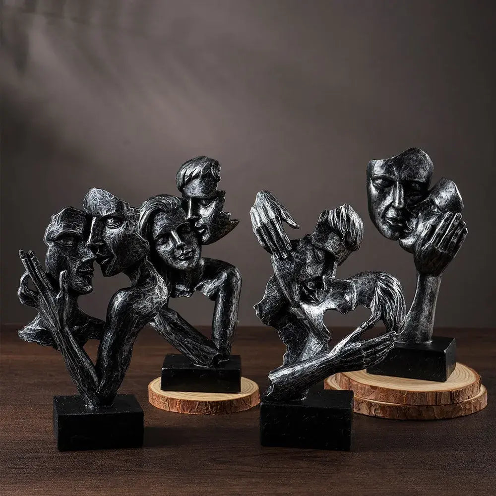 Love, Displayed — Contemporary Couple Statue &amp; Lover Sculpture for Home