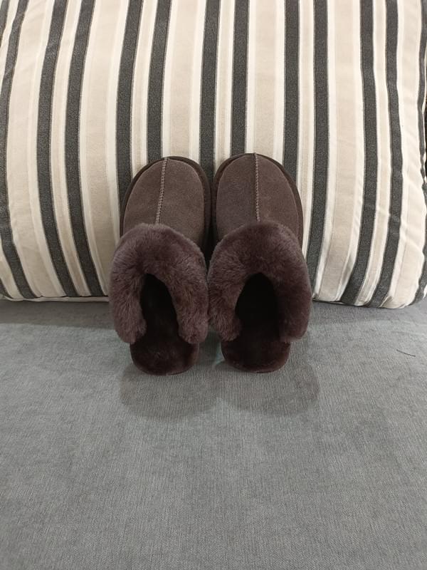 Cloud Underfoot — Natural Sheepskin &amp; Fur Anti-Slip Home Slippers