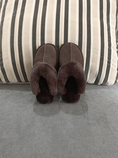 Cloud Underfoot — Natural Sheepskin & Fur Anti-Slip Home Slippers
