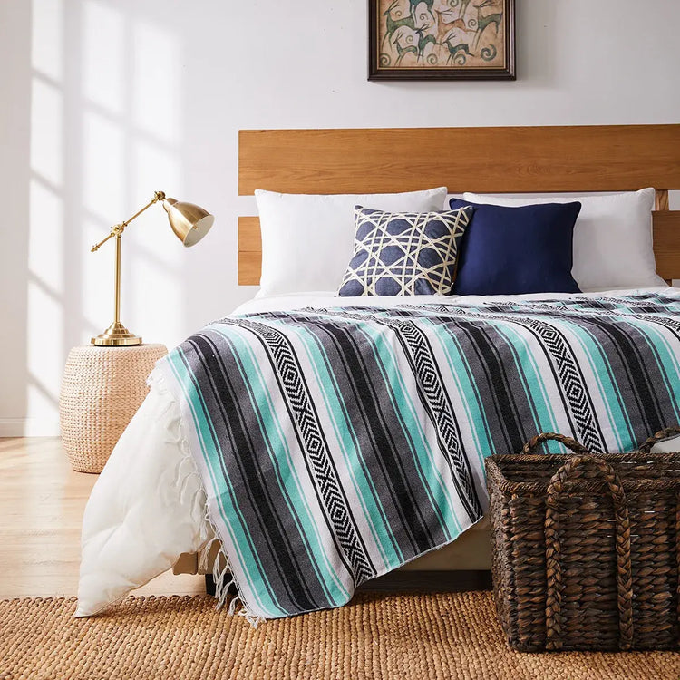 Mexican Handwoven Throw Blanket — Striped Tassel, 130×170cm