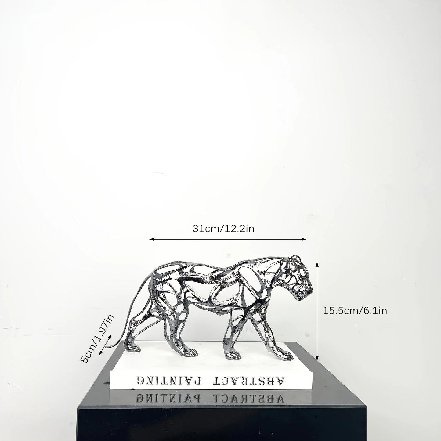 Nordic Metal Leopard Sculpture — Living Room Desktop Home Décor featuring a sleek metal openwork design in metallic finish, ideal as a sculptural home accent for modern Nordic interiors.