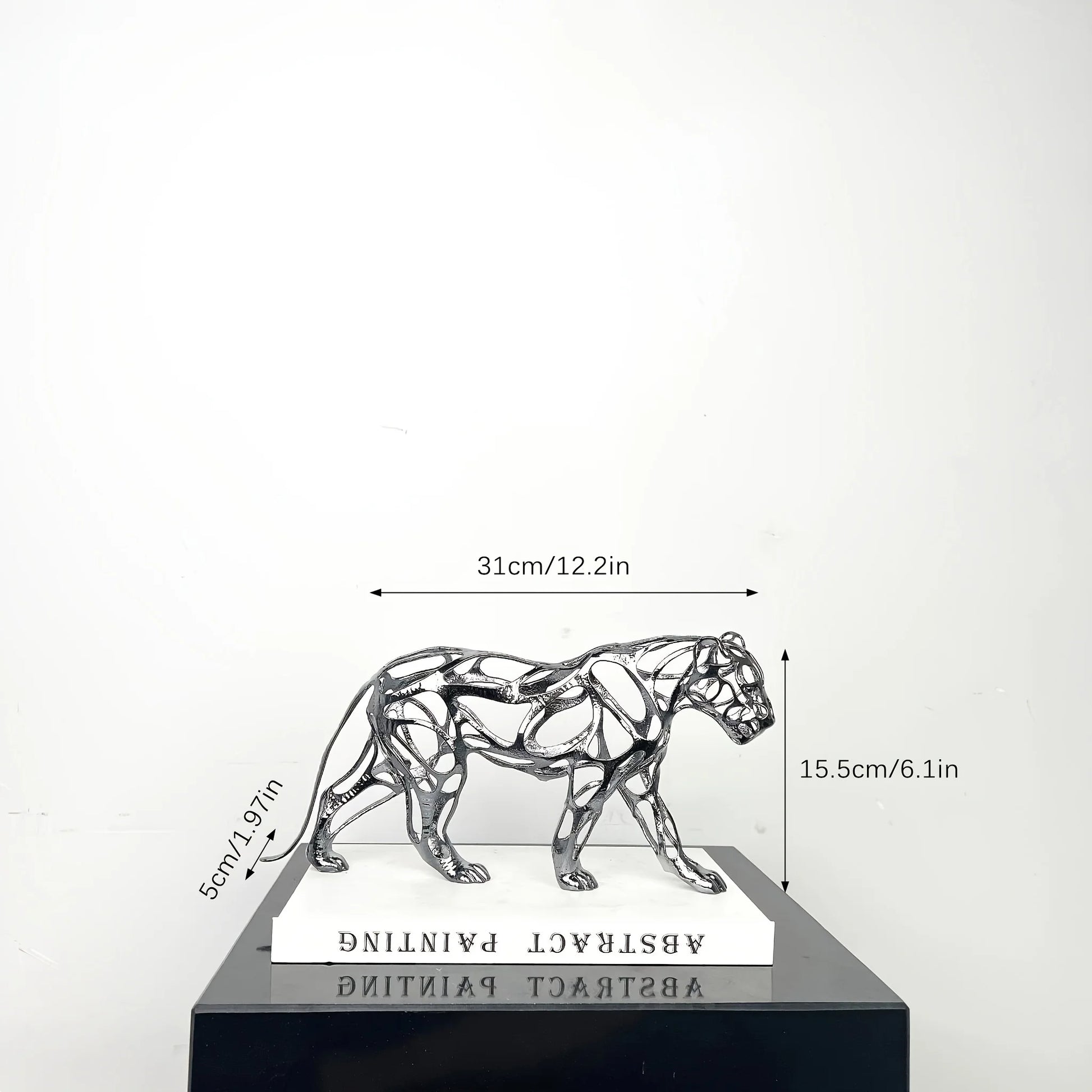 Nordic Metal Leopard Sculpture — Living Room Desktop Home Décor featuring a sleek metal openwork design in metallic finish, ideal as a sculptural home accent for modern Nordic interiors.