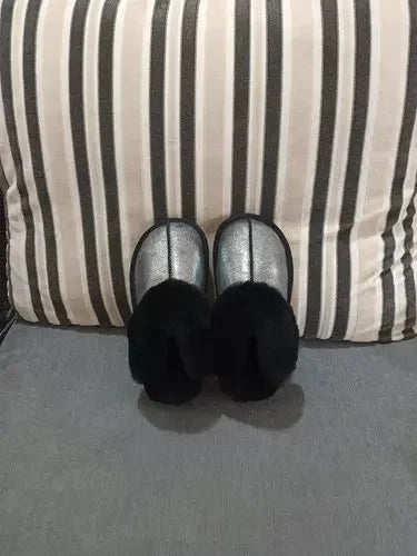 Cloud Underfoot — Natural Sheepskin & Fur Anti-Slip Home Slippers