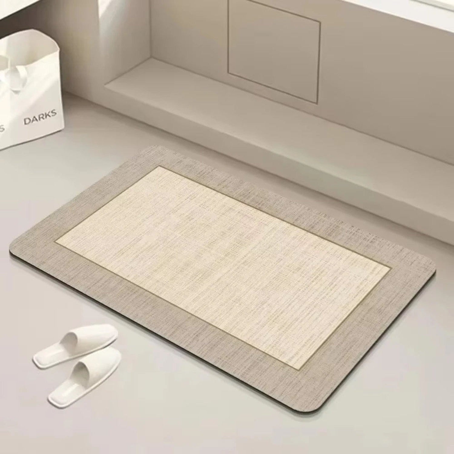 Spa-Grade Step — Non-Slip Diatomite Bath Mat with Rubber Padding
