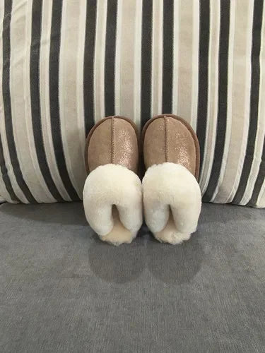 Cloud Underfoot — Natural Sheepskin & Fur Anti-Slip Home Slippers