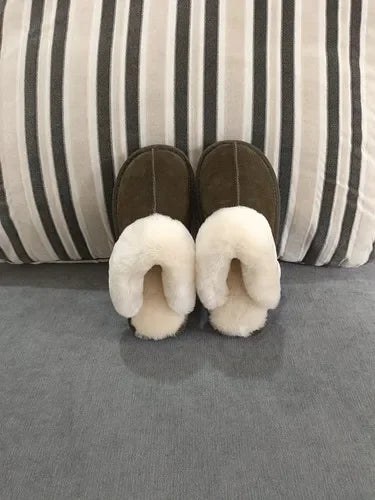 Cloud Underfoot — Natural Sheepskin & Fur Anti-Slip Home Slippers