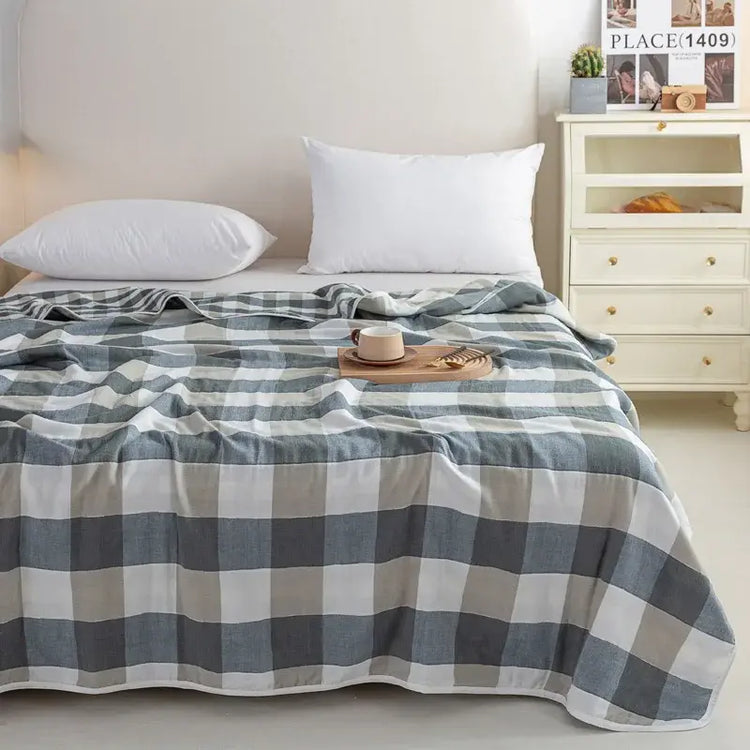 Multi-functional Summer Quilt Thin Breathable Duvet Cool Breathability Cotton Gauze Fabric Towel Blanket Skin-friendly Comforter