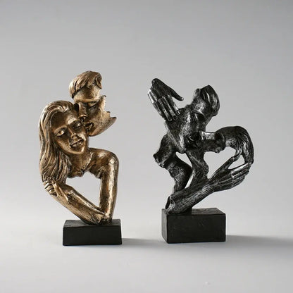 Love, Displayed — Contemporary Couple Statue &amp; Lover Sculpture for Home