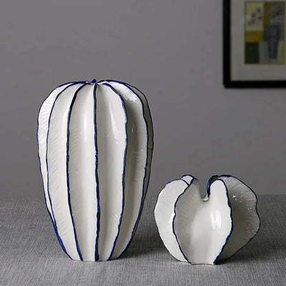 The Statement Vase — Modern Ceramic Vase for Flowers, Stems &amp; Home Styling