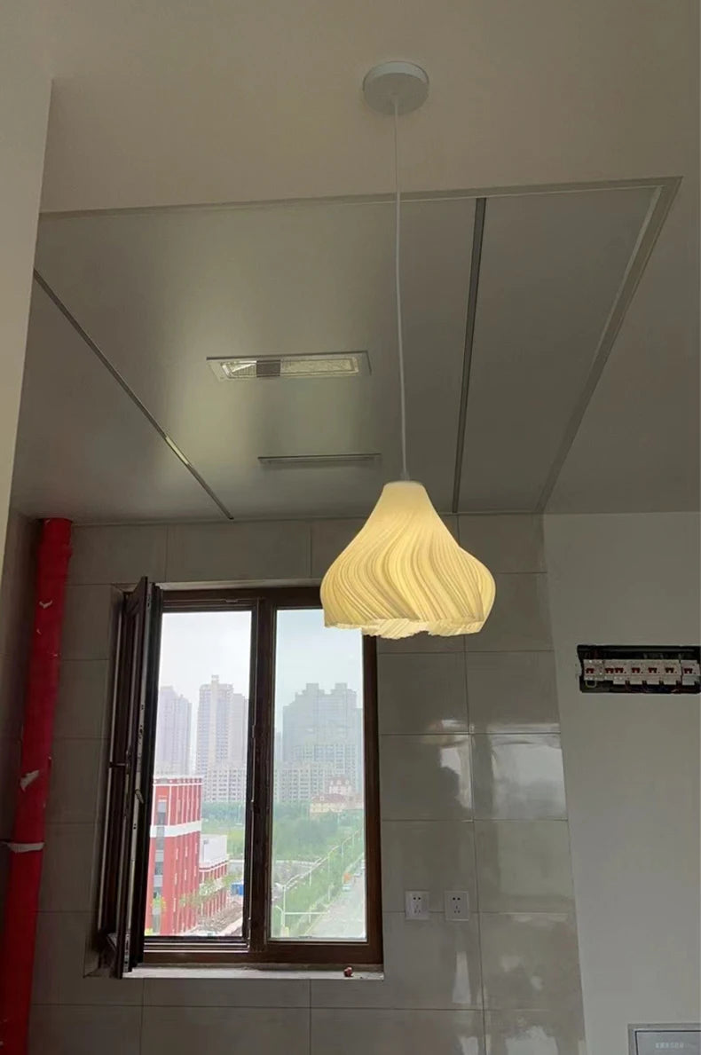 3D Floral Resin Pendant Light — Nordic Chandelier