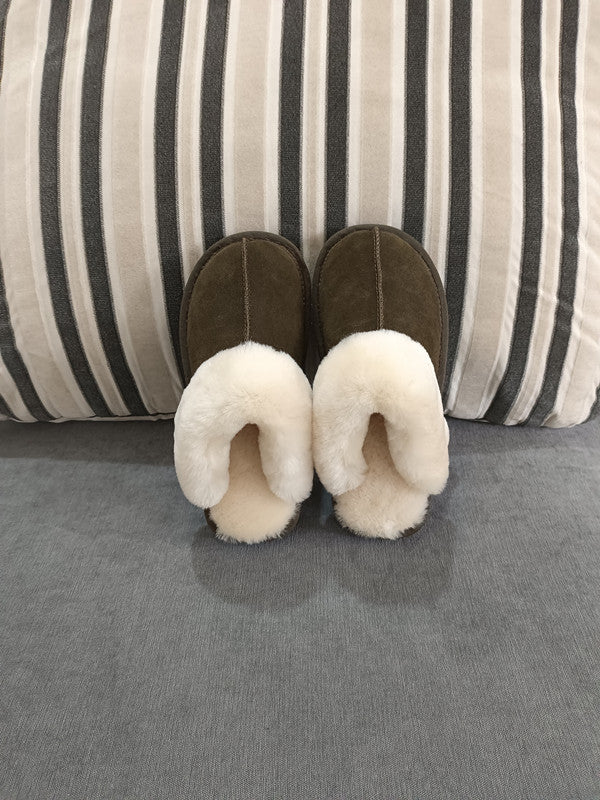 Cloud Underfoot — Natural Sheepskin & Fur Anti-Slip Home Slippers