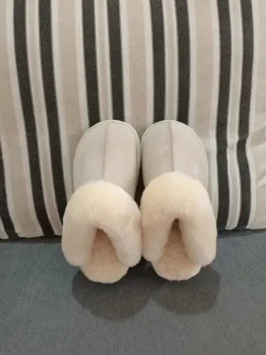 Cloud Underfoot — Natural Sheepskin & Fur Anti-Slip Home Slippers