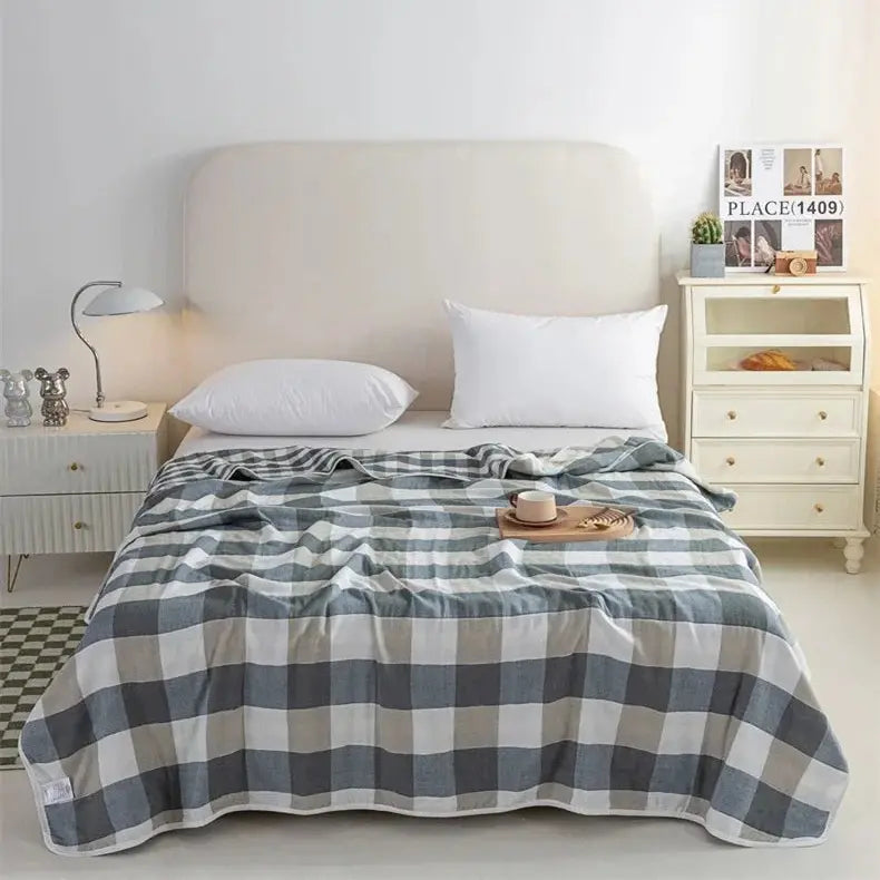 Multi-functional Summer Quilt Thin Breathable Duvet Cool Breathability Cotton Gauze Fabric Towel Blanket Skin-friendly Comforter