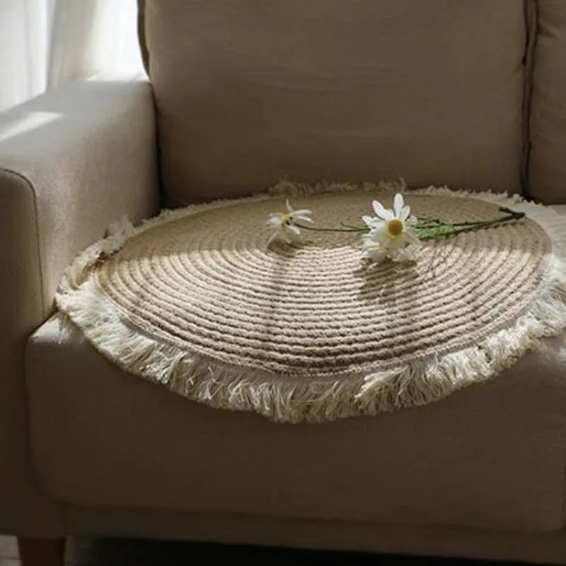 Hand-Woven Natural Jute Round Rug with Tassels – 80cm Boho Floor Mat