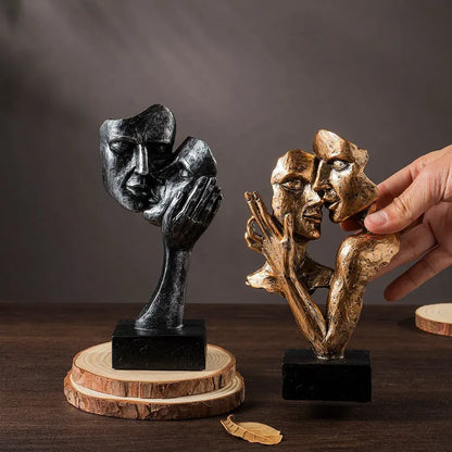 Love, Displayed — Contemporary Couple Statue &amp; Lover Sculpture for Home