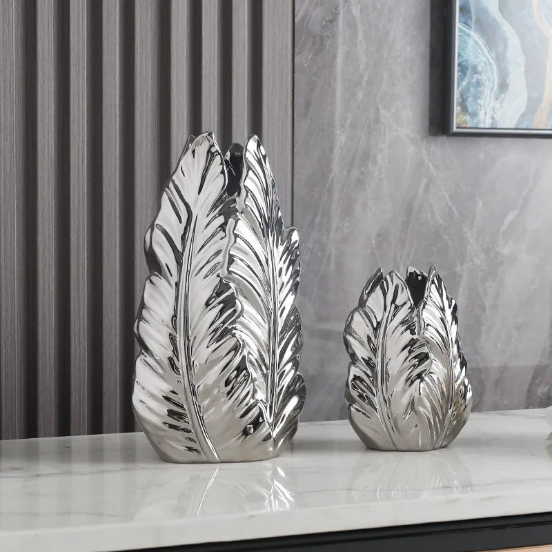 High-Glaze Ceramic Sculpture Vase — Modern Tabletop Decor