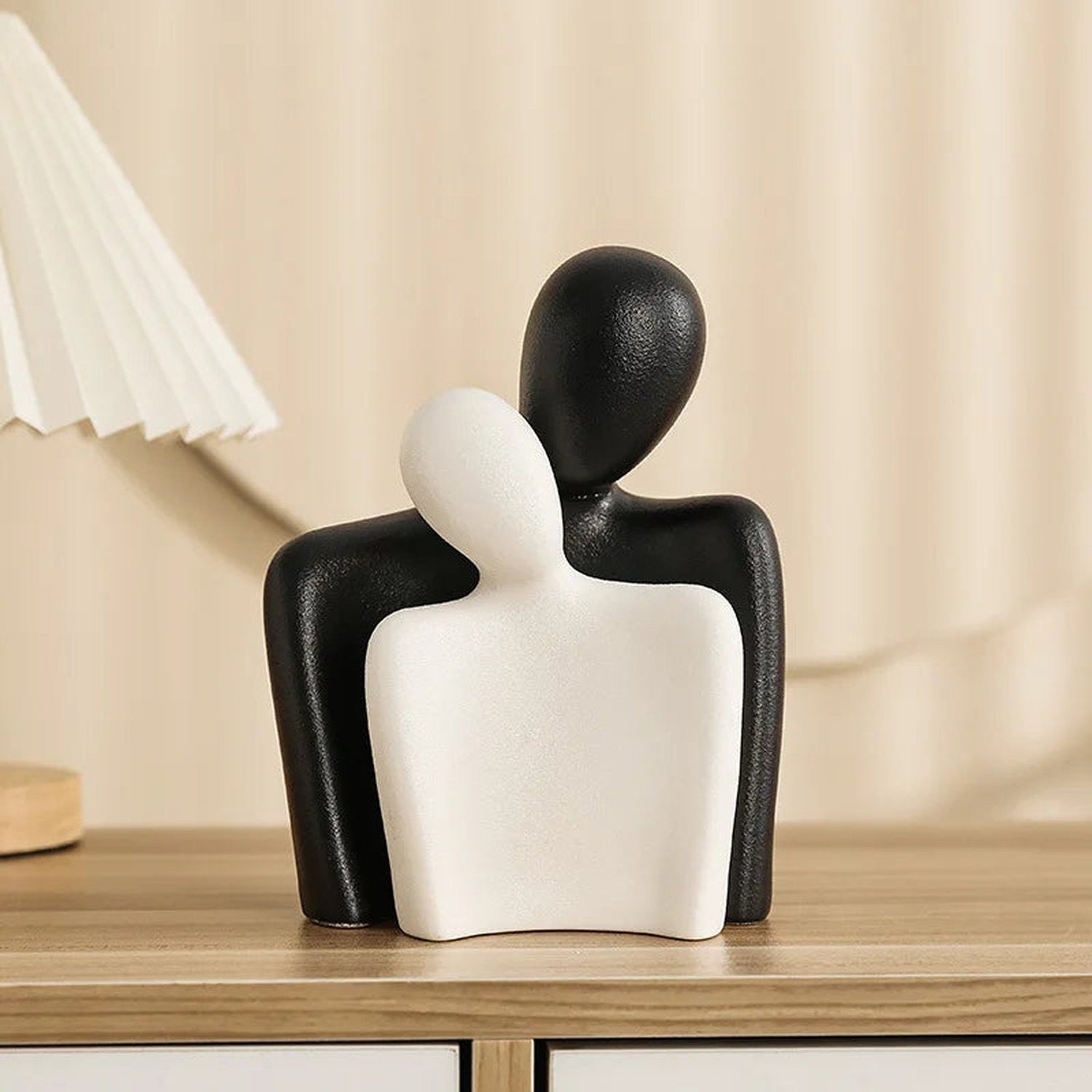 The Hug That Stays — Ceramic Love Sculpture for Home &amp; Gifting