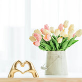Heart Hand Love Sculpture — Nordic Light Luxury Desktop Decor