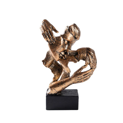 Love, Displayed — Contemporary Couple Statue & Lover Sculpture for Home