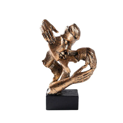 Love, Displayed — Contemporary Couple Statue &amp; Lover Sculpture for Home