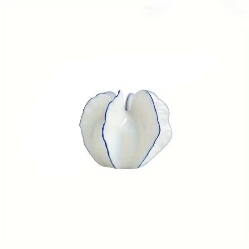 The Statement Vase — Modern Ceramic Vase for Flowers, Stems &amp; Home Styling