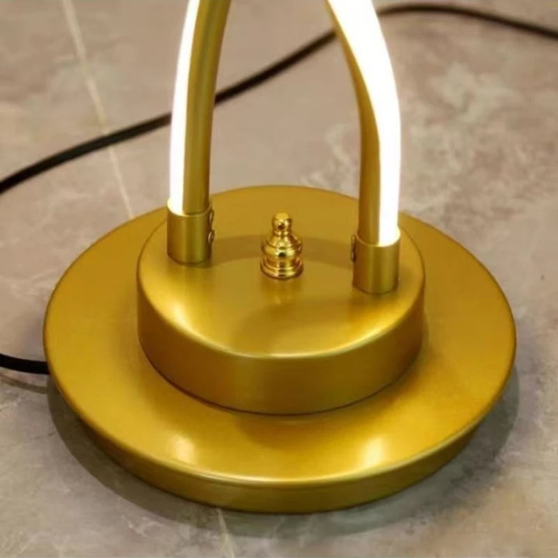 Light That Moves the Eye — Spiral LED Floor Lamp with Remote Control
