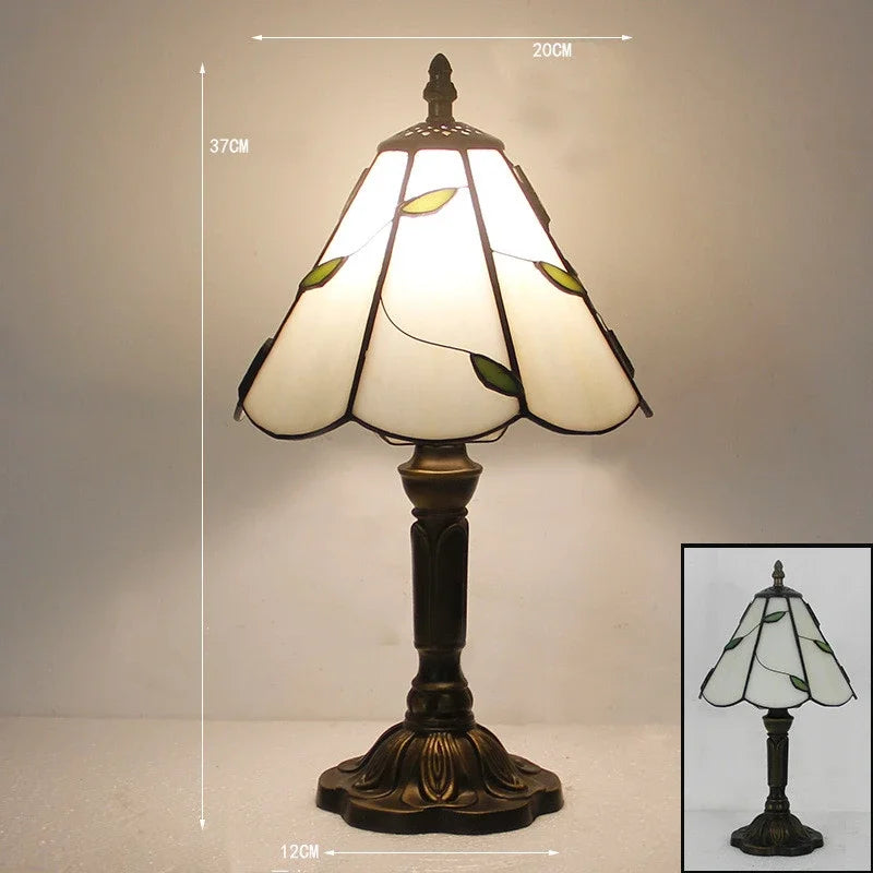 Old World Glow — European Retro Art Glass LED Desk Lamp