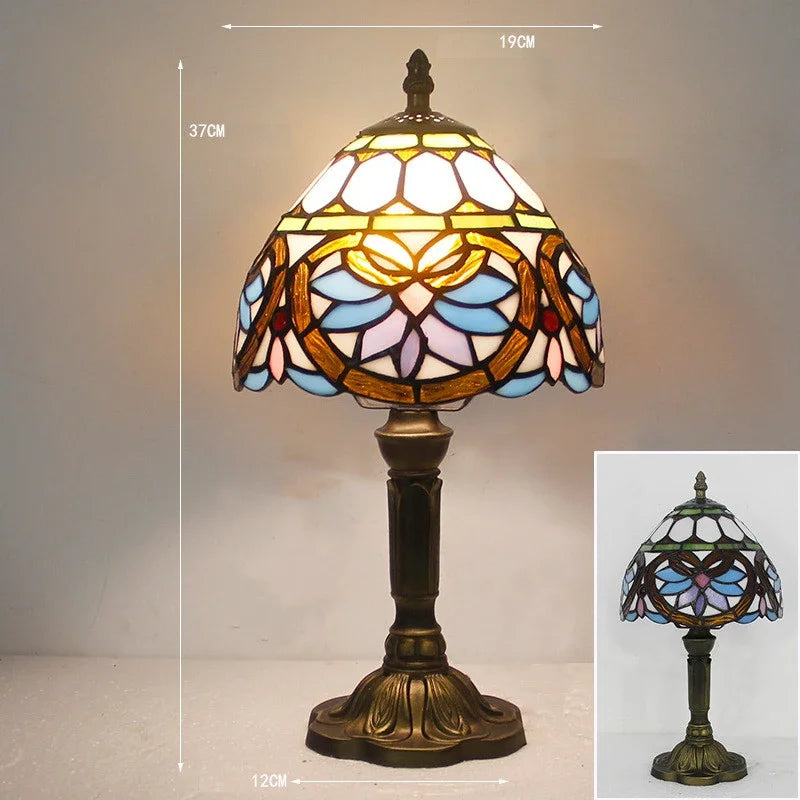 Old World Glow — European Retro Art Glass LED Desk Lamp