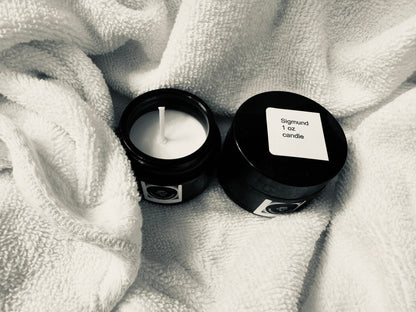 Sigmund Candle-1