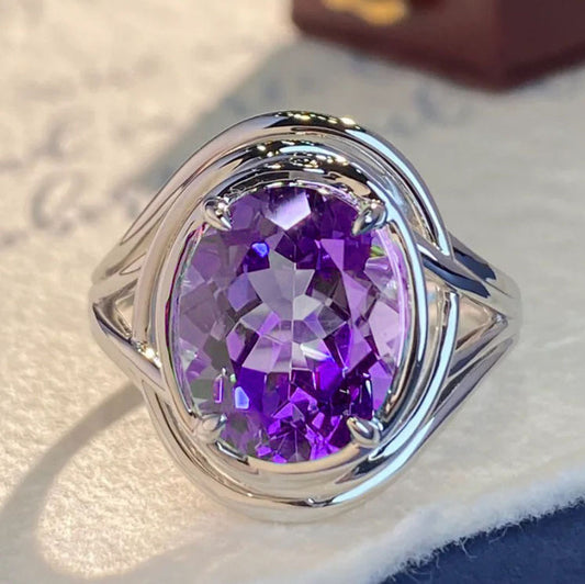 Amethyst Fashion Ring — Purple Stone Statement Ring for Women