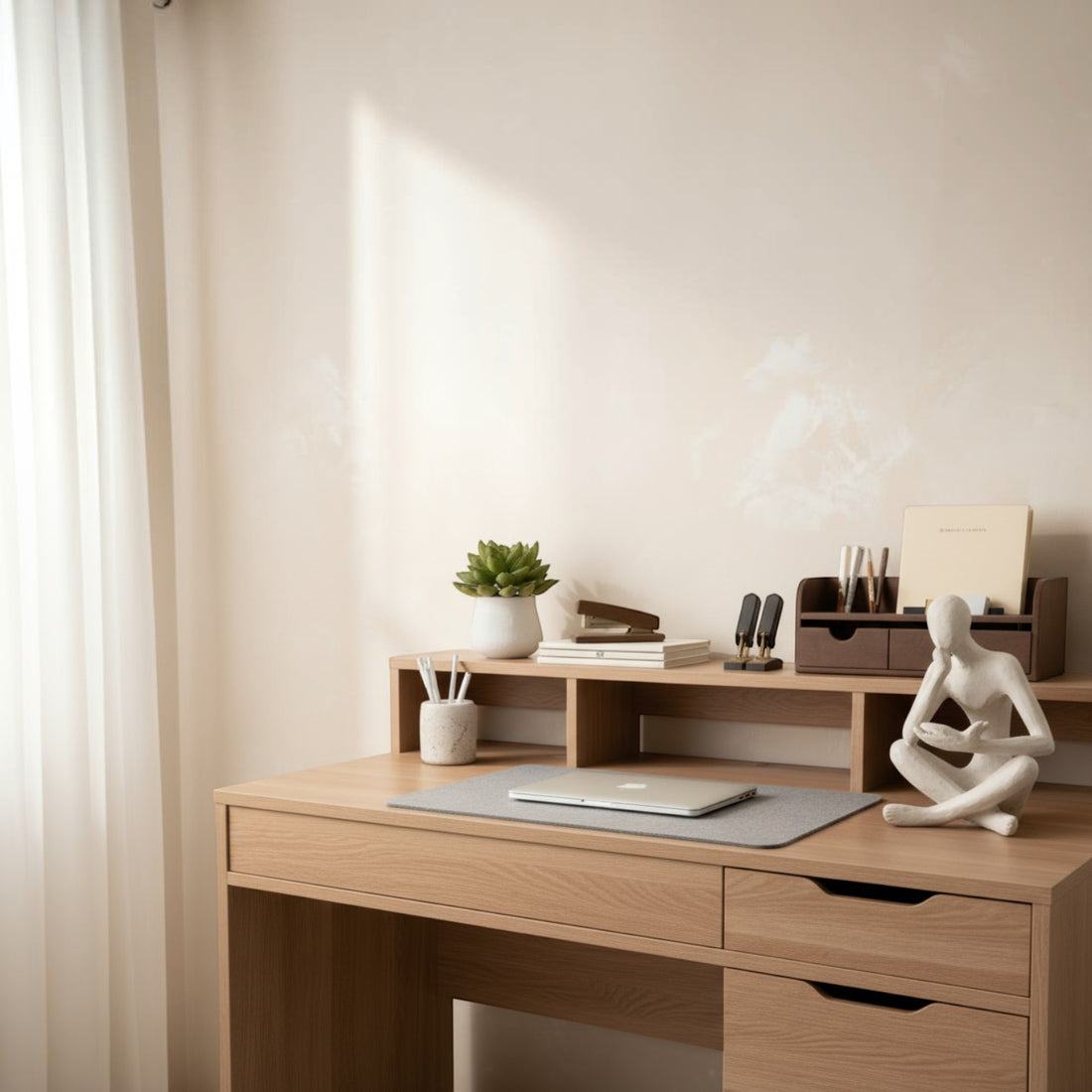 The Home Office Edit - Light Setting